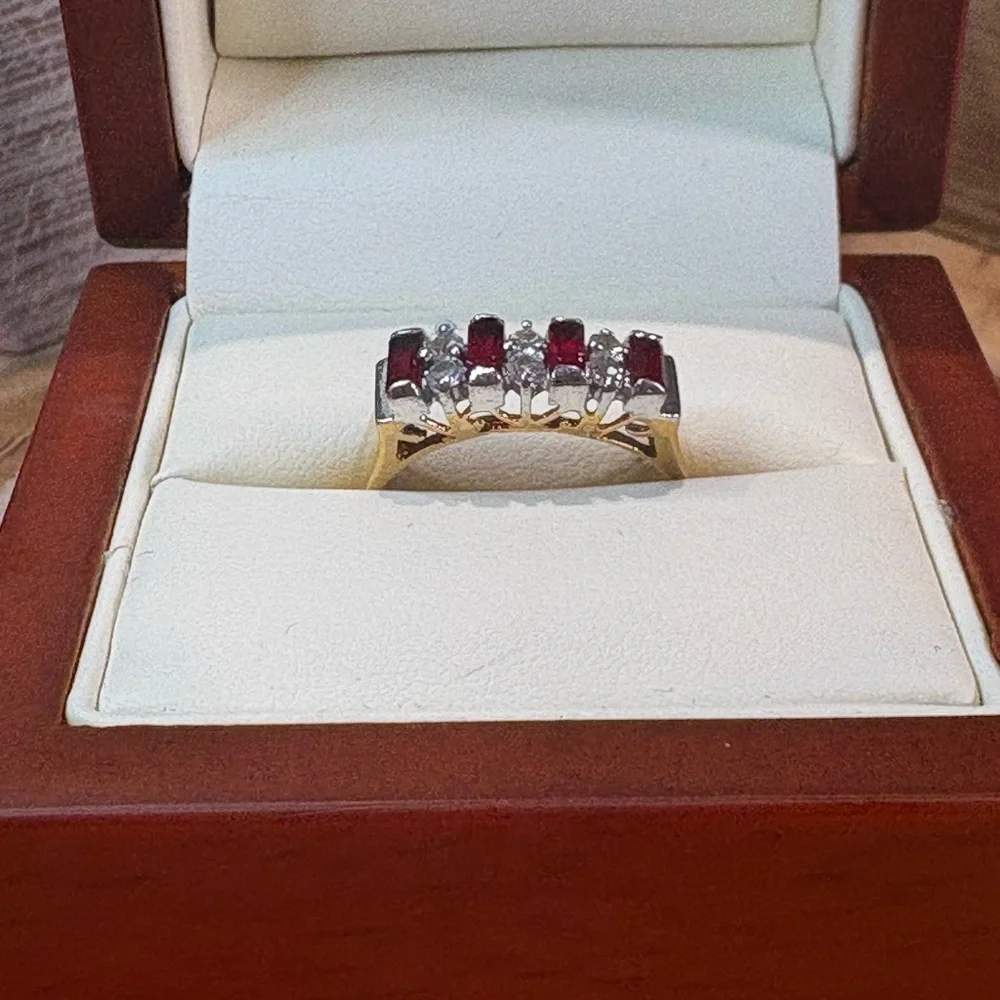 14K GF Red Gemstone Ring ❤️